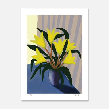 파란 화병이 있는 방