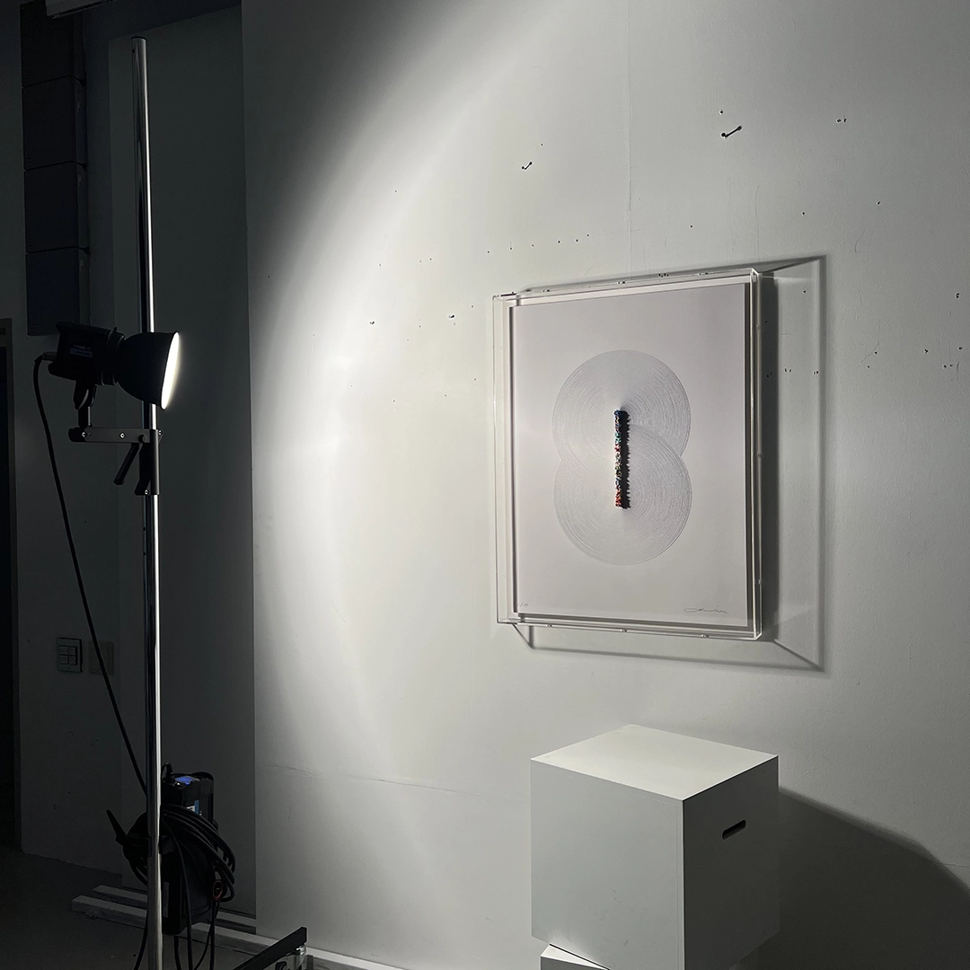 김세중 틈, 사이, 빛_White